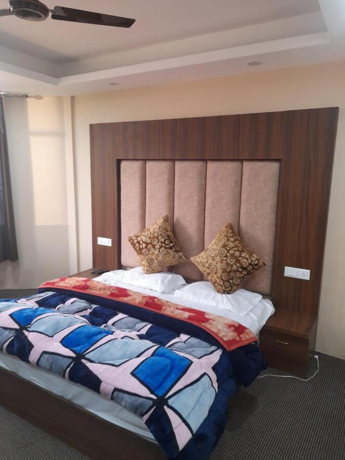 Hotel Zoon Dabb Srinagar Airport Kashmir Exterior photo