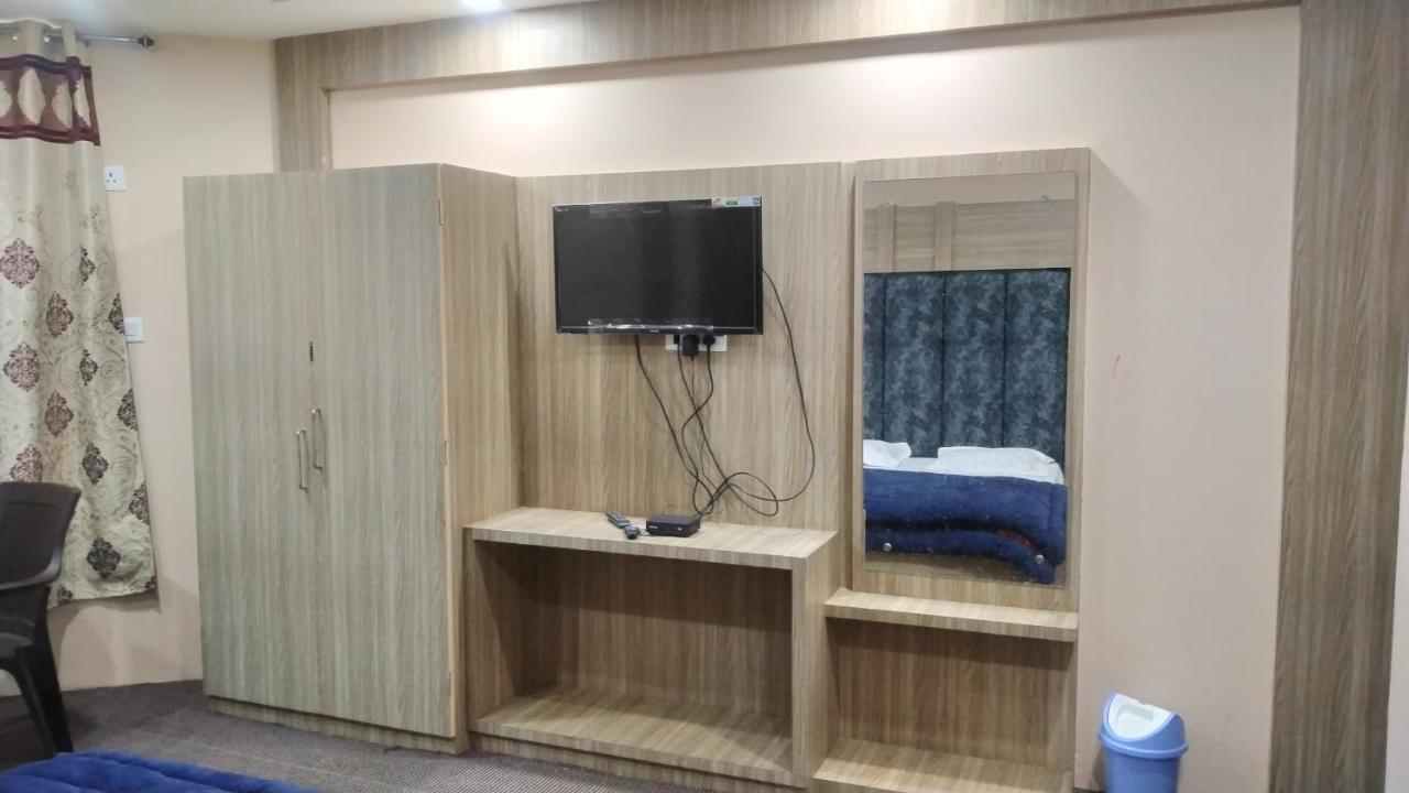 Hotel Zoon Dabb Srinagar Airport Kashmir Exterior photo