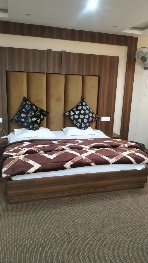 Hotel Zoon Dabb Srinagar Airport Kashmir Exterior photo